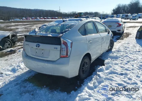 2014 Toyota Prius z USA, uszkodzony, nr VIN JTDKN3DU6E1827060